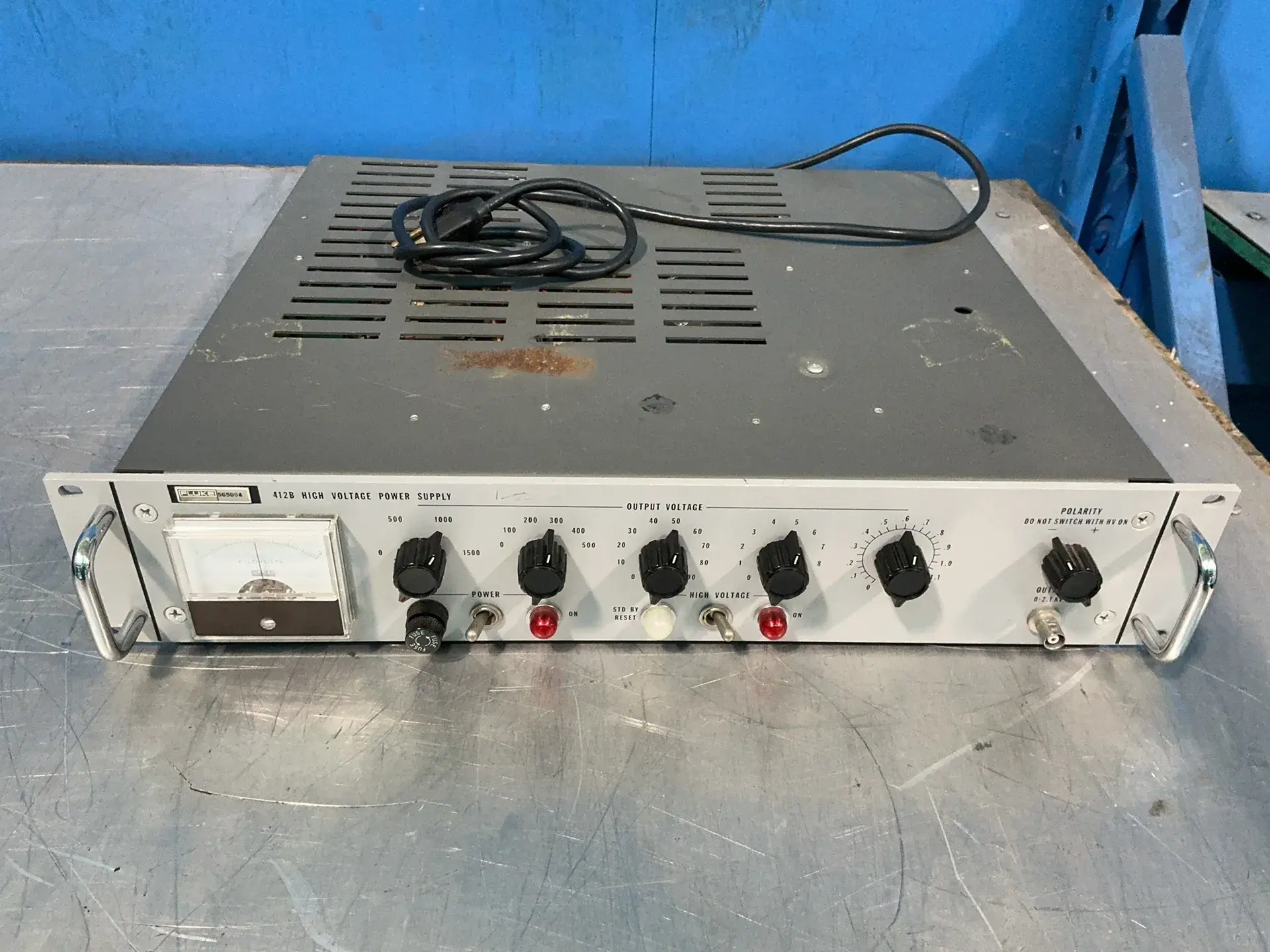 Used FLUKE 412B Power Supply - High Voltage Ohio US | HGR 24 #1406212