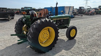USED 1976 JOHN DEERE 2040