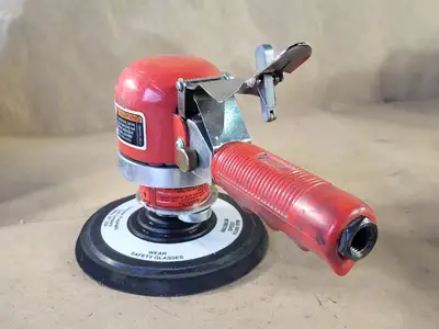 USED CHICAGO PNEUMATIC CP870