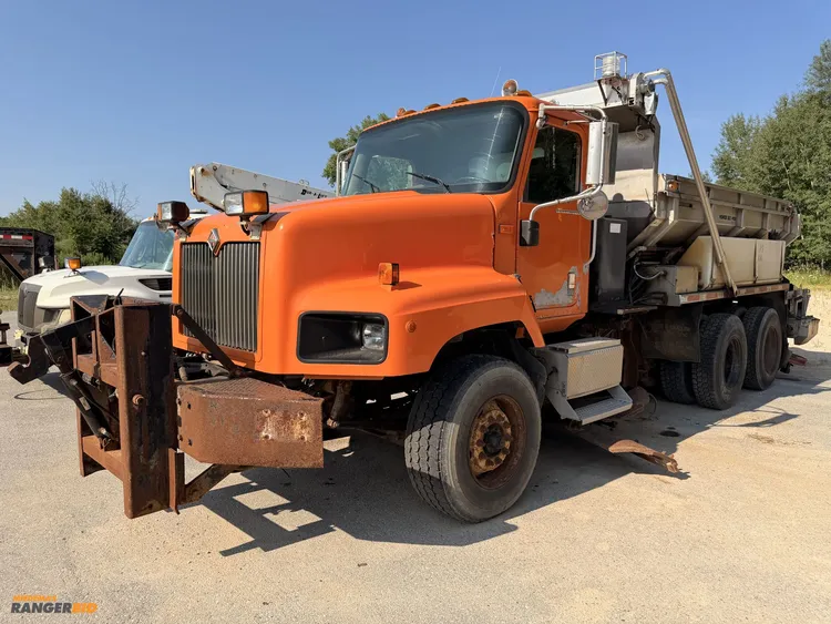 Used 2005 INTERNATIONAL PAYSTAR 5600I 6X4 500HP Dump trucks Michigan US | Miedema Asset Management Group #1338405