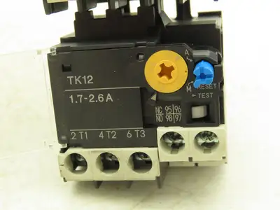 Fuji SK12L Motor Starter Contactor 5.5kW 600V & Overload 1.7-2.6A Lot of 2