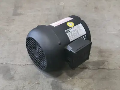 NEW WEG TE01C040C0000101862