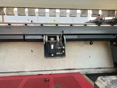 2011 BAYKAL APHS 4116 x 440 Press Brake | Universal Press & Machinery (UPM) (5)