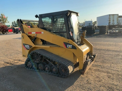 Used 2013 CATERPILLAR 257B3 Compact Track Loaders Michigan US | Miedema Asset Management Group #1579205