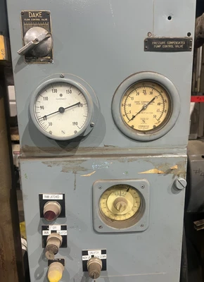 USED USED DAKE PRESSES DAKE 27-477 PRESS