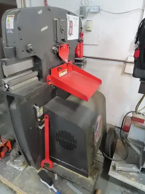 2017 EDWARDS JAWS 55T Ironworkers | MD Equipment Services LLC (4)