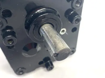 Used Dayton Parallel DC Gearmotor 90V DC, TENV, 22 RPM, 280 in-lb Max Torque Gearmotors Michigan US | Maverick Industrial Sales #1394227