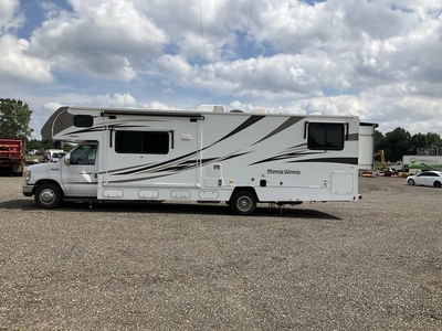 Used 2017 WINNEBAGO MINI WINNIE Campers, Caravans, Motorhomes Michigan US | Miedema Asset Management Group #1423583