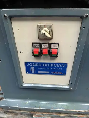 Jones and Shipman 1400L