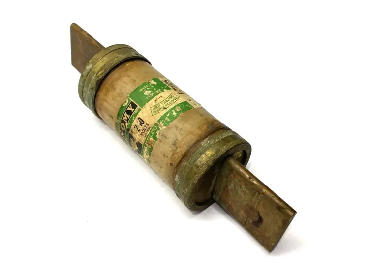 Used ECONOMY RENEWABLE TIME-DELAY FUSE 250V 300A Fuses | Maverick Industrial Sales #1105108