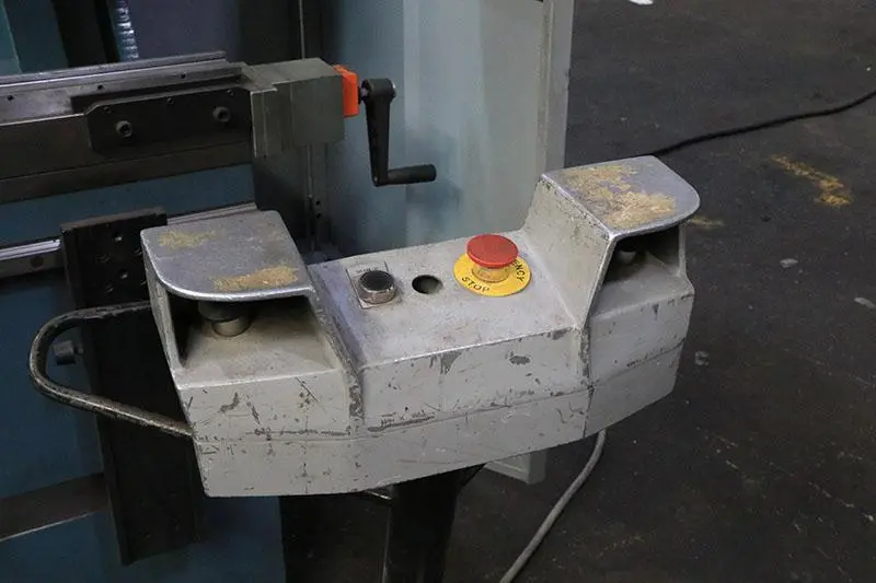 10' x 192 TON DURMA CNC HYDRAULIC PRESS BRAKE MODEL AD-R 30175
