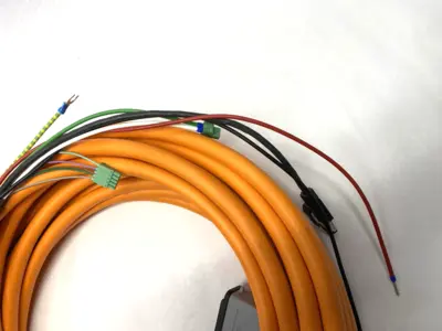 USED BOSCH REXROTH SERVO MOTOR HYBRID CABLE 20M RKH0441/000,0