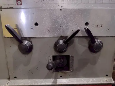 21" x 120" CLAUSING COLCHESTER MODEL #21 ENGINE LATHE 3.5" SPINDLE HOLE: YOBRO #24560