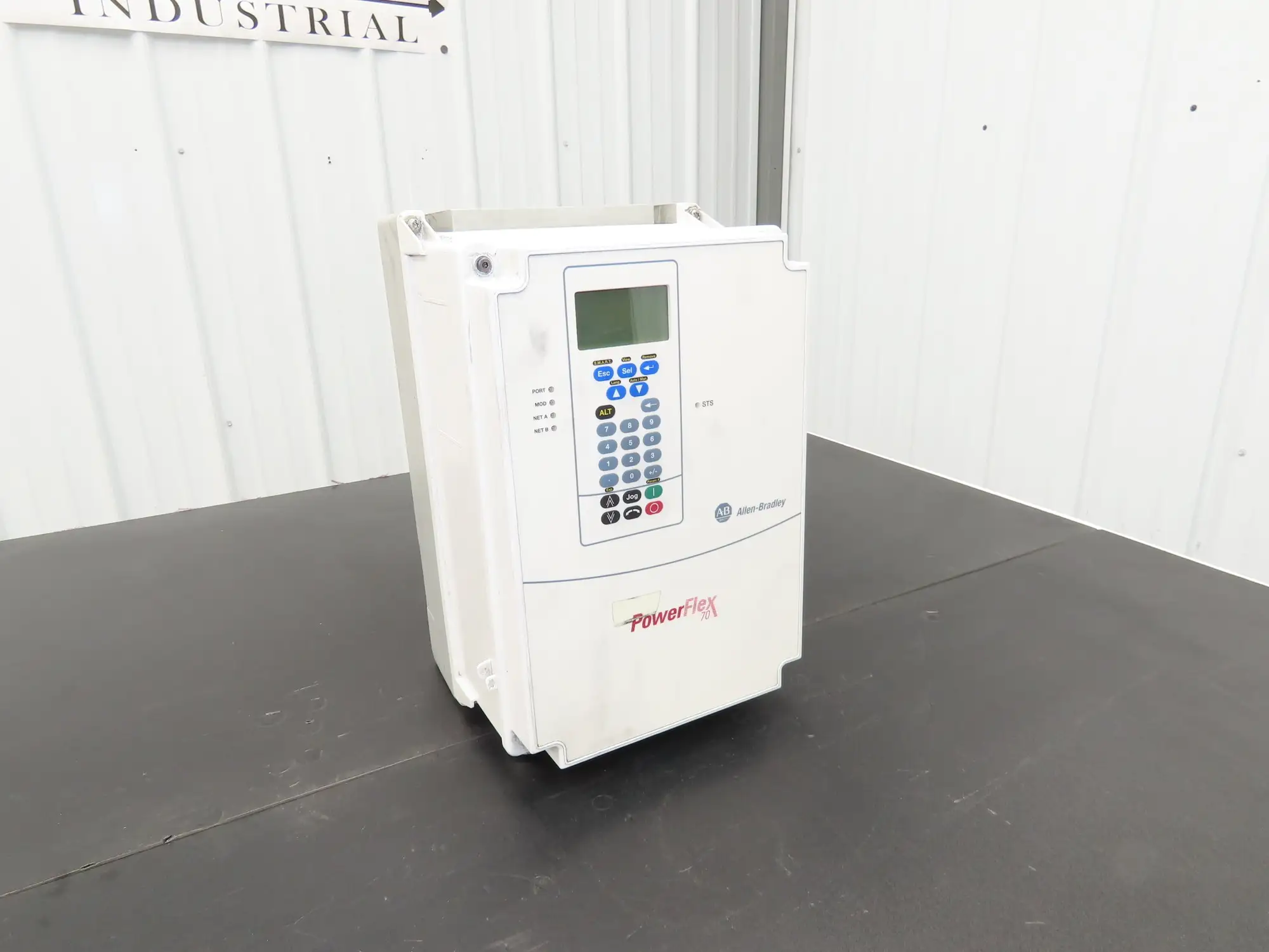 Allen Bradley 20AD040C3AYNANC0 PowerFlex 70 AC Drive 30Hp 480VAC 3Ph 40A Ser A