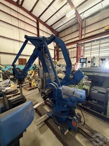 Used 2015 YASKAWA MOTOMAN YASKAWA MOTOMAN MPL160II Robots Michigan US | RAB Industries, Inc. #1148016