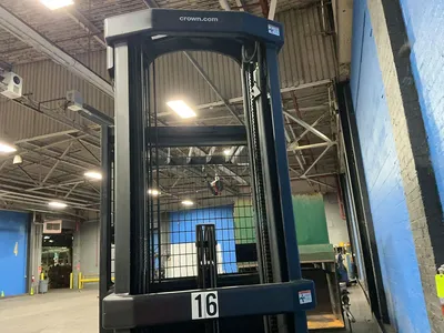 Used CROWN SP352030 Electric Lifters Ohio US | HGR 24 #1446261