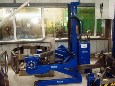 750 KG STC mobile drum lifter/tilter