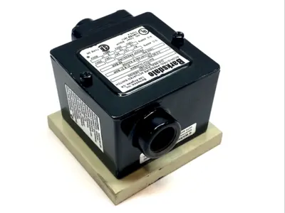 USED BARKSDALE ECON-O-TROL PRESSURE/VACUUM SWITCH 0-90 PSI