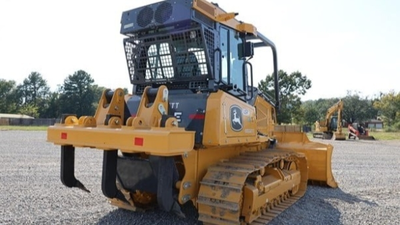 USED 2023 Deere 700 P-TIER XLT