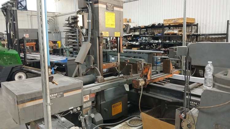 Used 2004 HEM V100LA-3 Vertical Band Saws Texas US | Revelation Machinery #402029