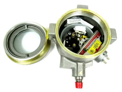 NEW MERCOID CONTROL DAH-31-2-8 PRESSURE SWITCH DAH3128
