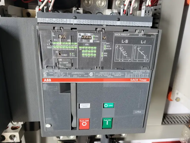 Used ABB TMAX T7H 1000M Switchgears British Columbia CA | Lenmark #241805