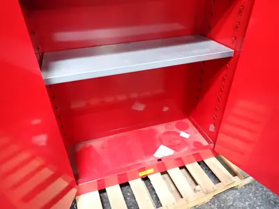 Used ULINE _UNKNOWN_ Cabinets Ohio US | HGR 24 #1285696