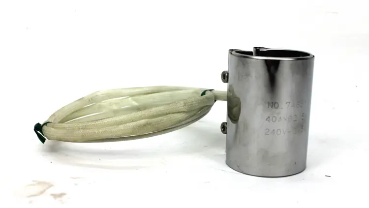 Used UNKNOWN 1 5/8" INNER DIAMETER X 2 1/2" LENGTH Miscellaneous MRO | Industrial Parts R Us Inc. #381373