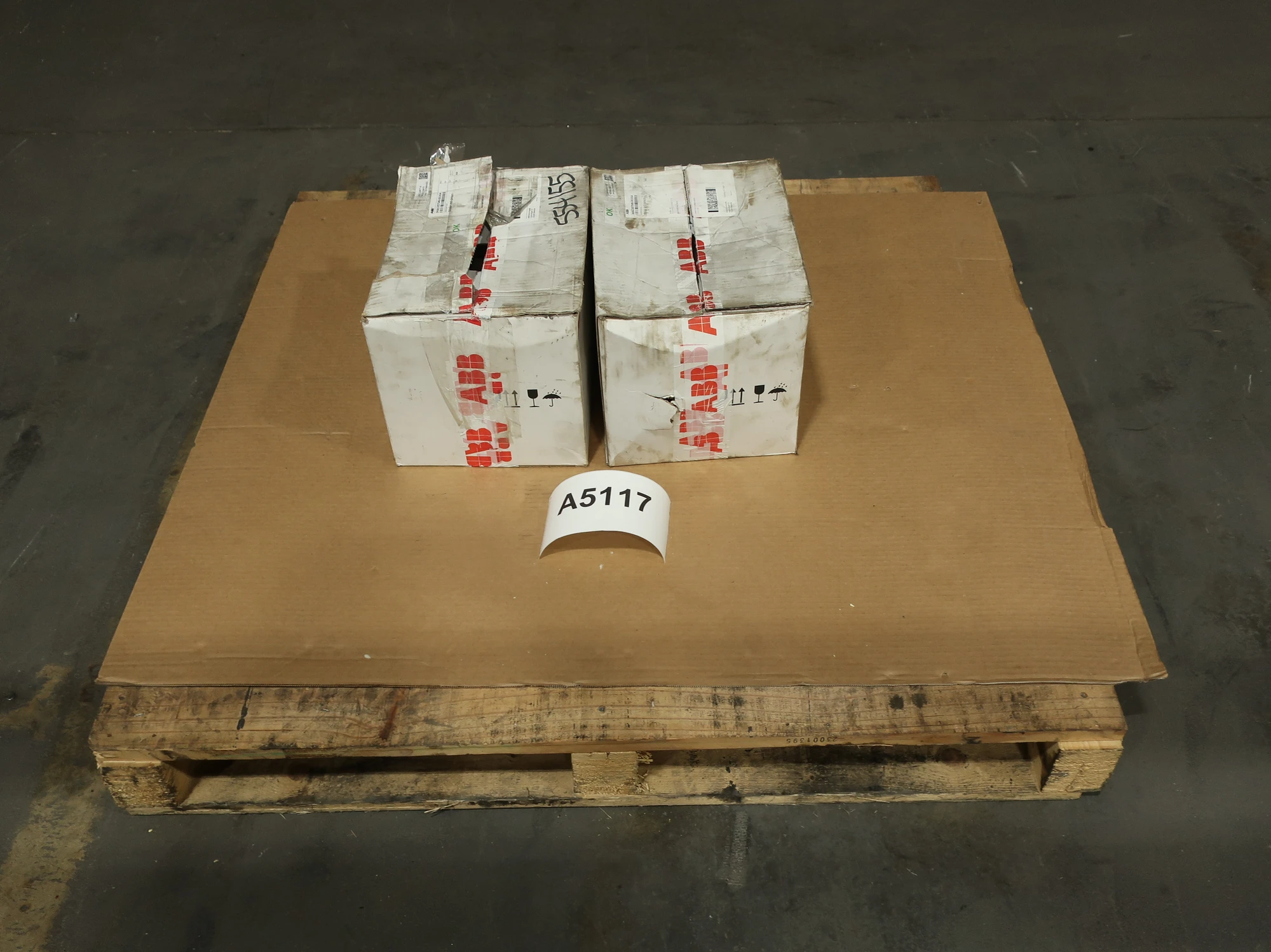 Used ABB 3HAC057549-003/04 Servo Motors Ohio US | Aucto #1427245