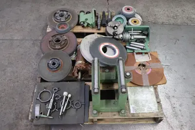 Used 1983 TONGIL TGUA-27 Universal Cylindrical Grinders Georgia US | The Equipment Hub #420129