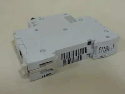 USED MERLIN GERIN 24425