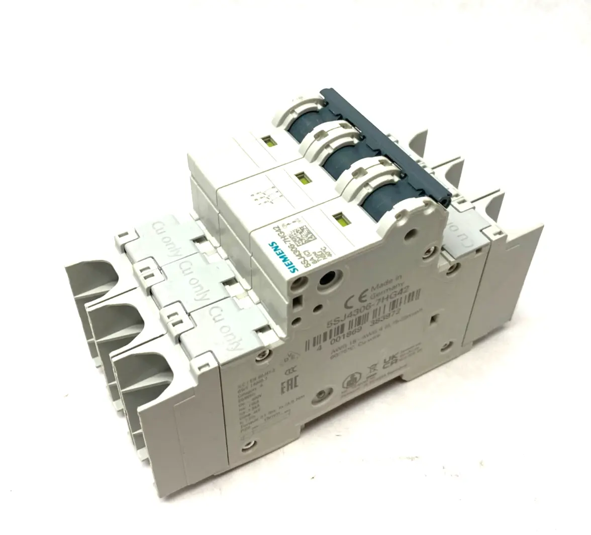 USED SIEMENS MINIATURE CIRCUIT BREAKER 3-POLE 6A TYPE NSJ