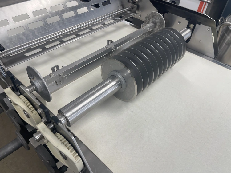 Used RONDO CUTTING TABLE Pastry Equipment Ontario CA | Toronto Bakery Equipment #1060260