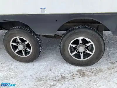 USED 2018 FOREST RIVER VIBE 288RLS
