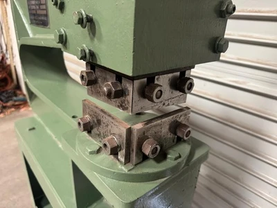 Royersford Excelsior Model 11 HLH Double Cut Shear Press Notcher 12 Gauge USA