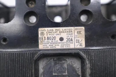 ITE  EE3-B020  3 POLE  20 AMP  240VAC  TYPE EE3  Circuit Breaker STOCK B-622