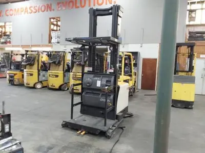 USED 2018 CROWN SP4050-30