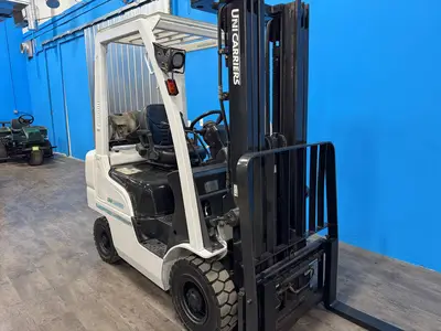 Used 2016 UNICARRIERS PFS40 Internal Combustion Forklifts: Pneumatic Tire Minnesota US | Birnstengel Equipment #1554096