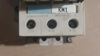 USED SIEMENS 3RT1035-1BB40