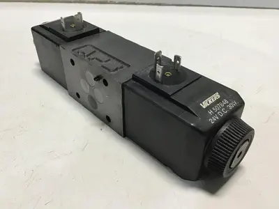 USED VICKERS DG4V-3S-2C-M-U-H5-60