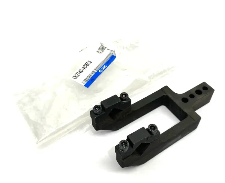 Used SMC CENTER ARM FOR SLIM LINE CLAMP CYLINDER Clamps | Maverick Industrial Sales #1119720