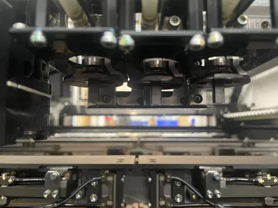 2012 PANASONIC DT401-F MODULAR MULTI-FUNCTIONAL PLACEMENT MACHINE Flex Mounter | Tekmart International Inc. (8)