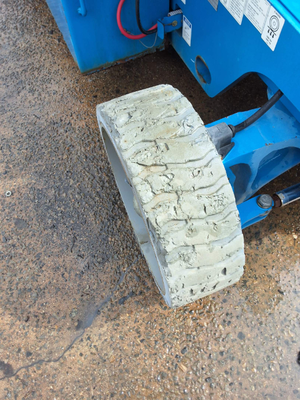 USED 2013 Genie Z40/23NRJ