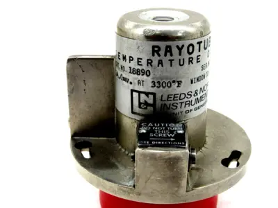 NEW LEEDS AND NORTHRUP 18890 TEMPERATURE DETECTOR
