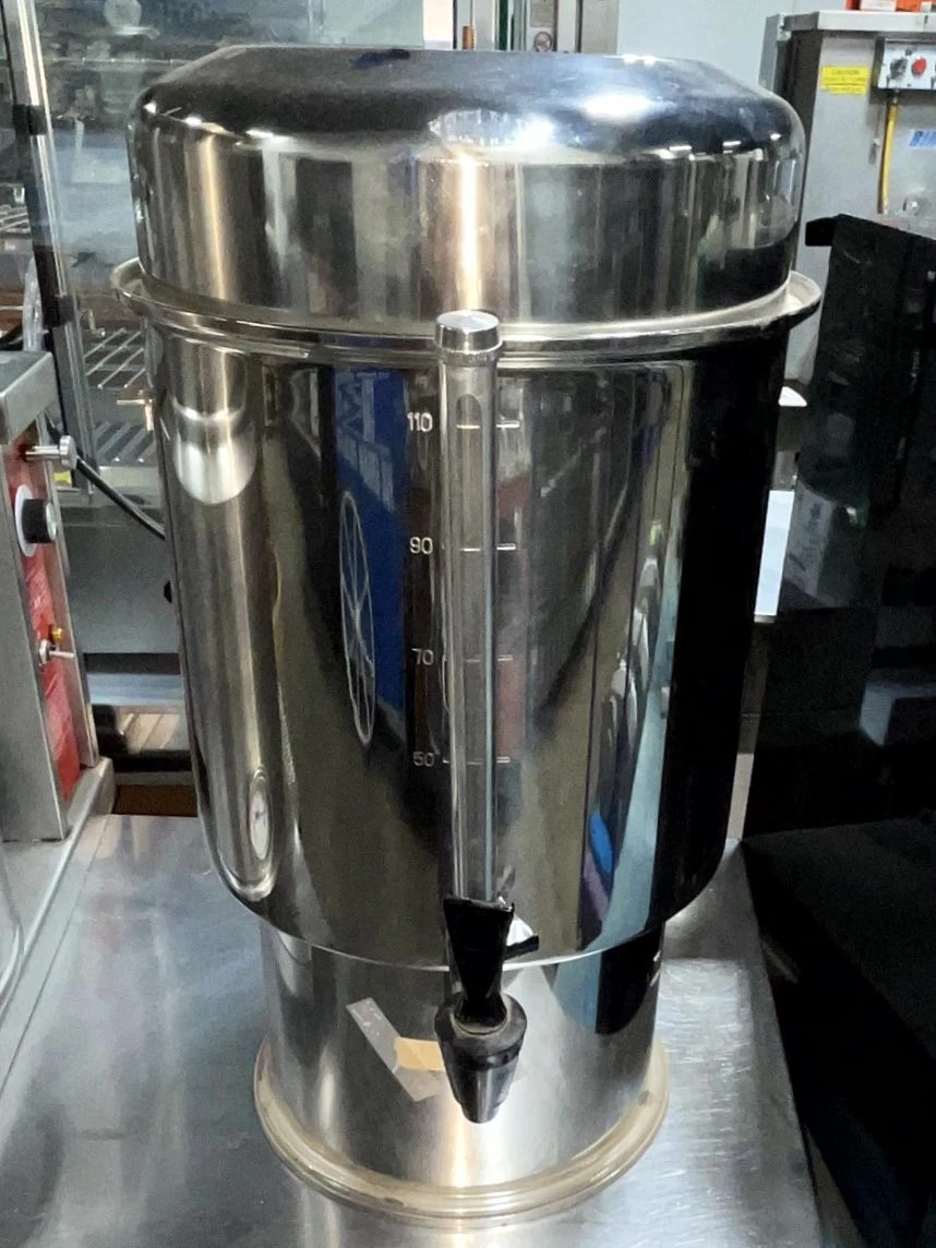 72-0467 Regalware 5-Gallon Iced Tea Dispenser