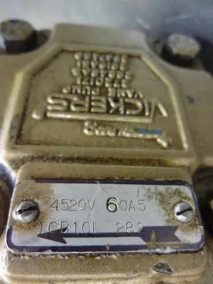 USED VICKERS 4520V60A5