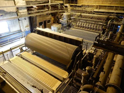 156" (3.92M) TRIM FOURDRINIER PAPER MACHINE 2,200 FPM NEW ALLEN BRADLEY DRIVE SYSTEM IN 2008