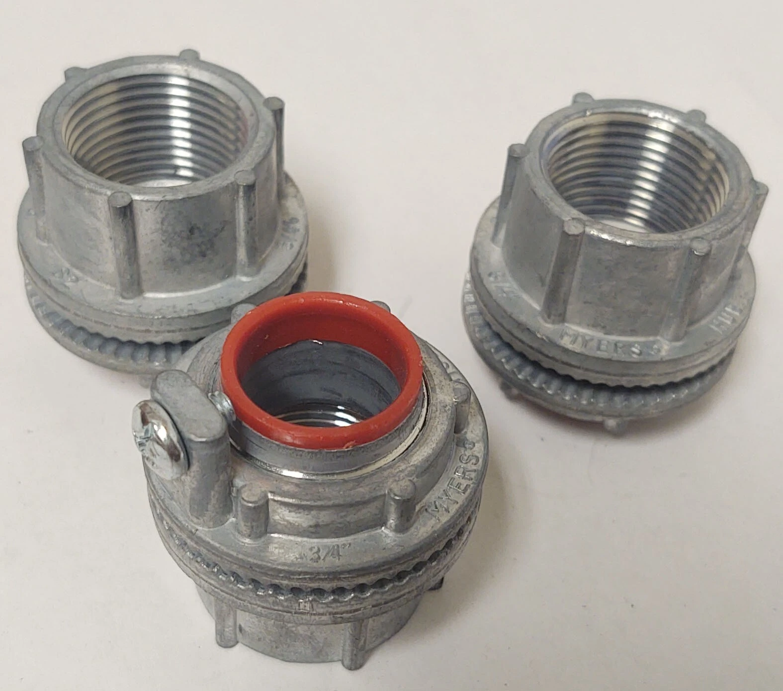 🔥Myers ST2 Straight Threaded Zinc 3/4" Watertight Conduit Connector Hub Fitting