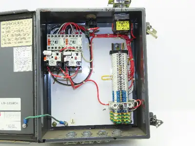 Hoffman A-1210CH/SPL Electrical Enclosure 12"x10"x5" w/Two 4 Amp Motor Starters