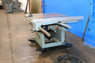 USED 1993 Delta TABLE SAW
